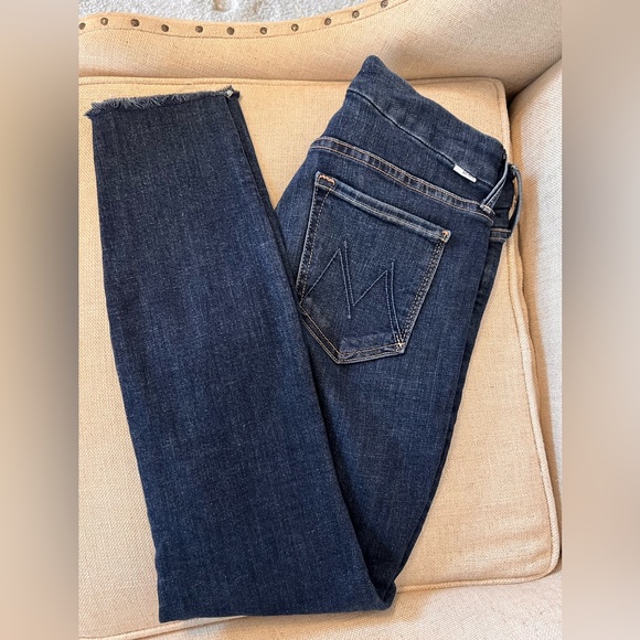 Mother Denim Looker Ankle Fray Dark Wash - Picture 5 of 7